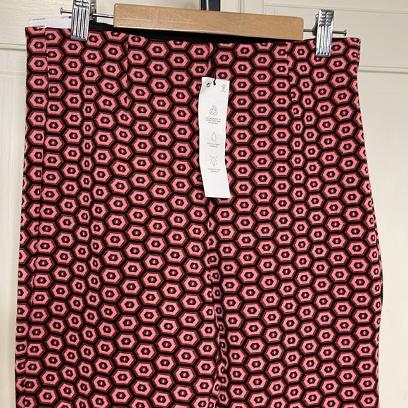 Zara Women’s Flared Leggings Size Medium Geometric Print Pink/Black Retro Casual - Picture 2 of 9